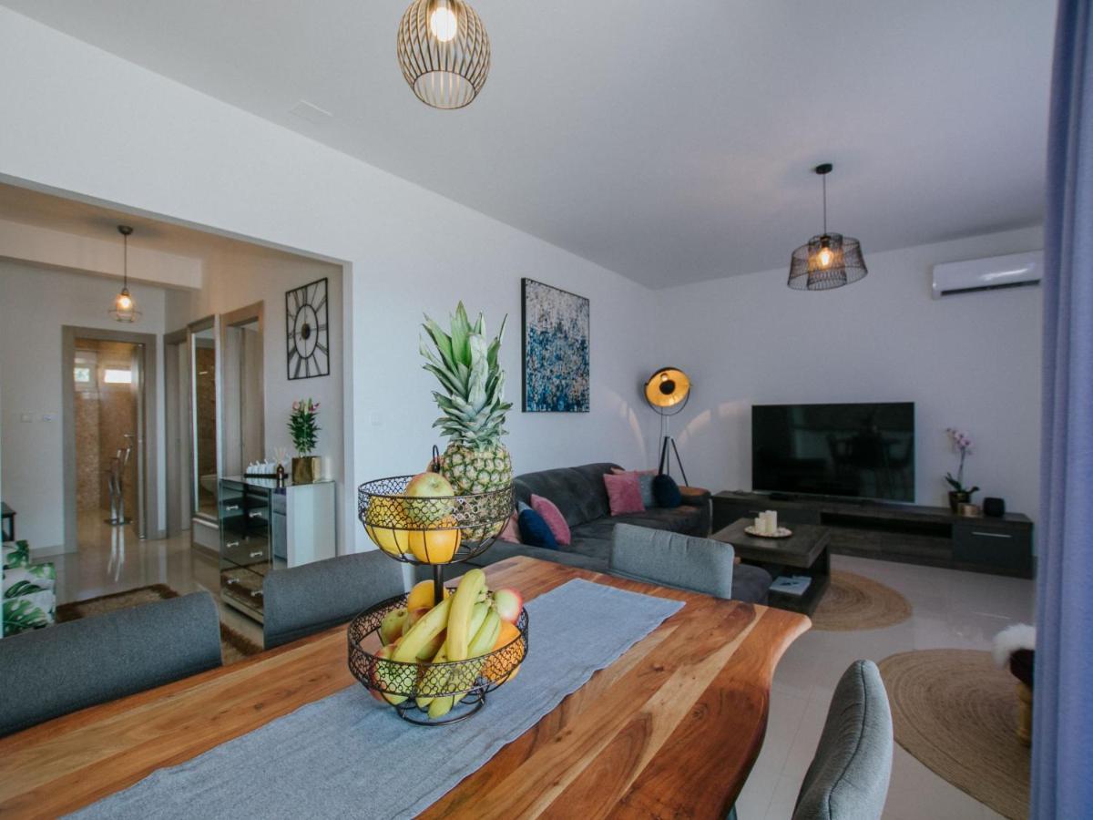 Luxury Apartment Di Trogir Eksteriør billede