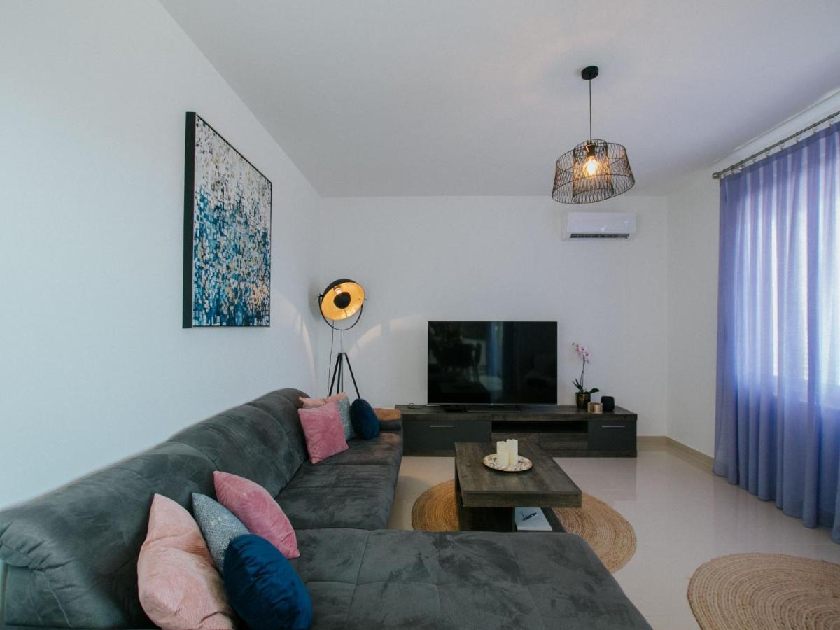 Luxury Apartment Di Trogir Eksteriør billede